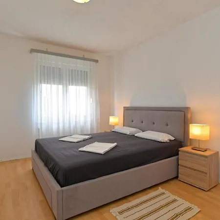 Fuer 3 Personen Ca 30 Qm In Fazana-surida, Istrien Istrische Riviera Apartment