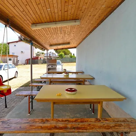 Fuer 3 Personen Ca 30 Qm In Fazana-surida, Istrien Istrische Riviera Stinjan