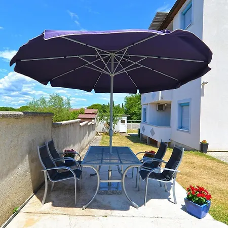Fuer 3 Personen Ca 30 Qm In Fazana-surida, Istrien Istrische Riviera Apartment